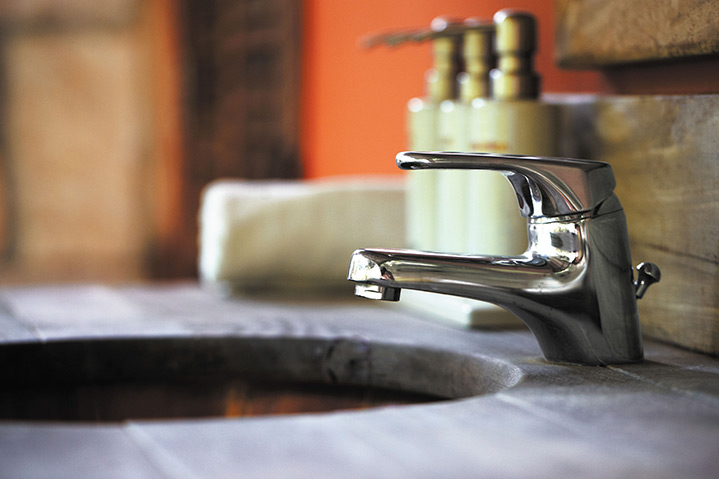 A2B Plumbers are able to fix any leaking taps you may have in Sunningdale. 